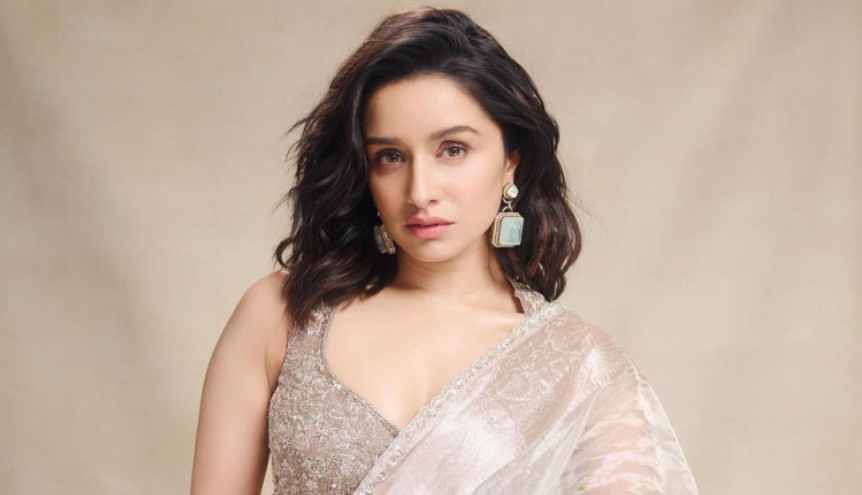 এক সিনেমার সাফল্যেই তিন গুণ বাড়ল শ্রদ্ধার পারিশ্রমিক!