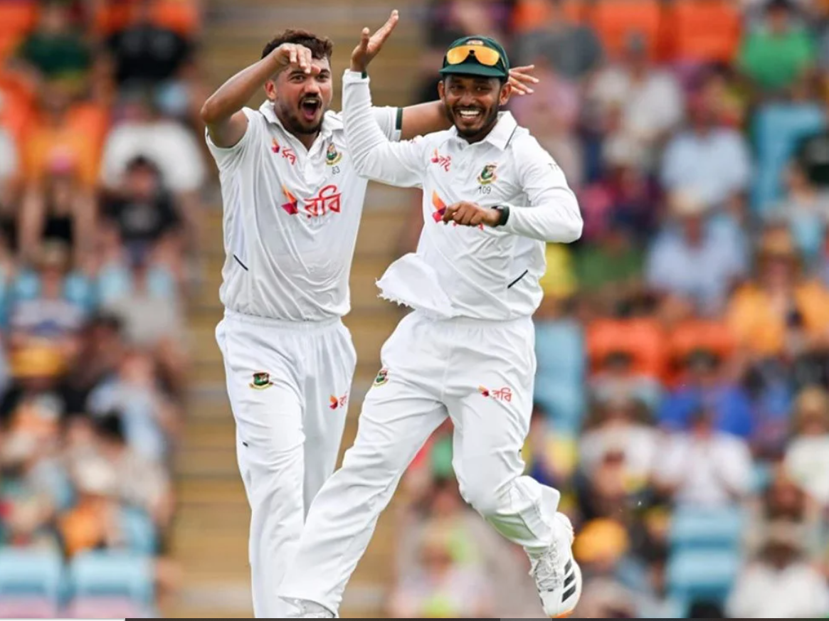 টাইগারদের বোলিং তোপে চাপে অস্ট্রেলিয়া