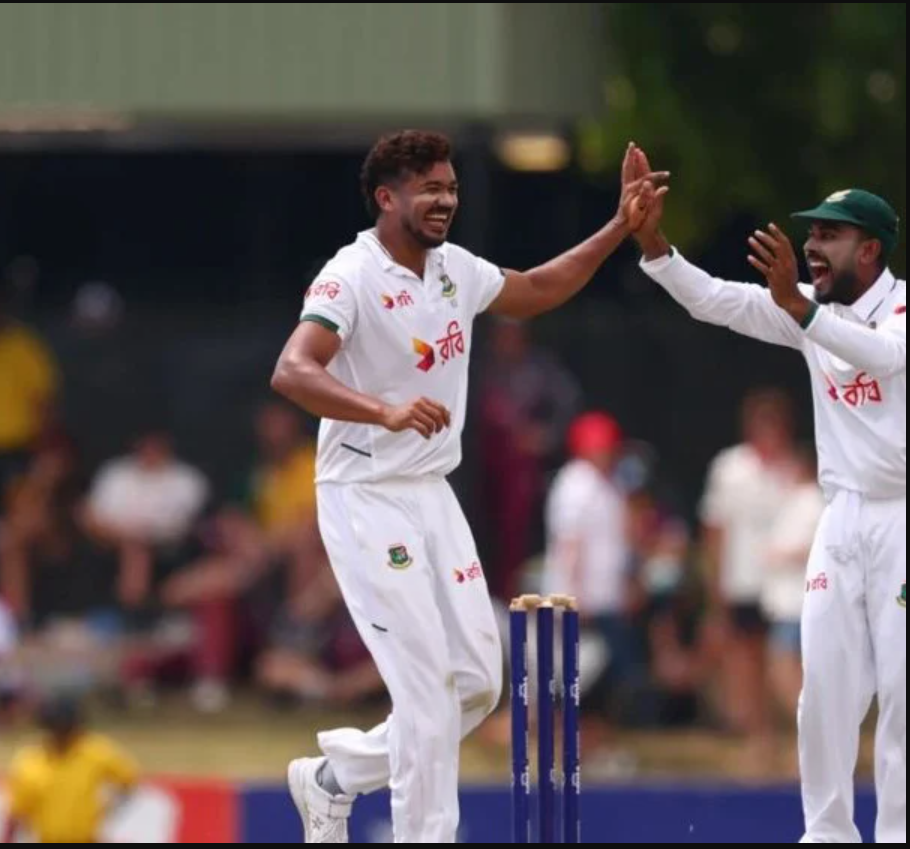 শরিফুলের বোলিং তোপে ২১০ রানে থামল অস্ট্রেলিয়ার ইনিংস