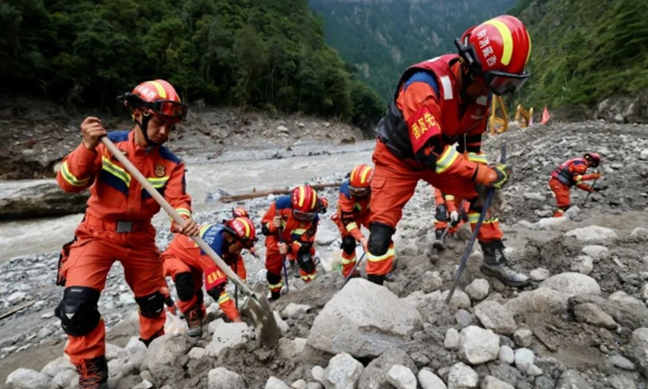 নেপালে বন্যায় নিখোঁজ দুই শতাধিক শিক্ষার্থী, ক্ষতিগ্রস্ত ১৯ স্কুল