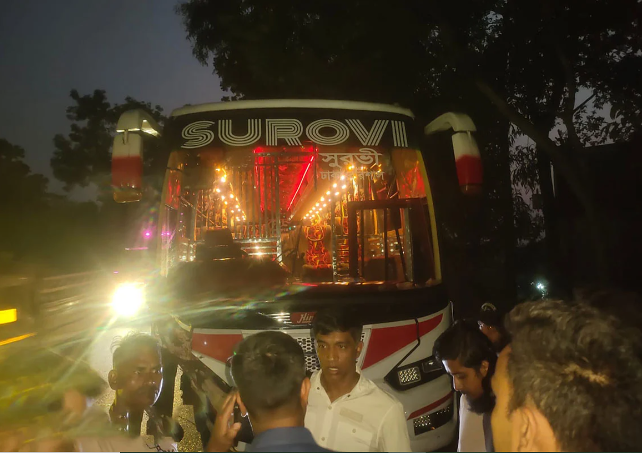 বরিশালে বাসের ধাক্কায় ৩ জন নিহত