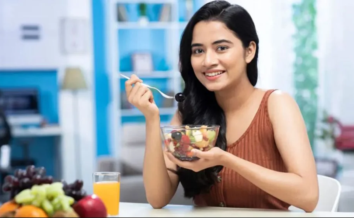 ত্বকের সুস্থতায় যেসব খাবার খাবেন