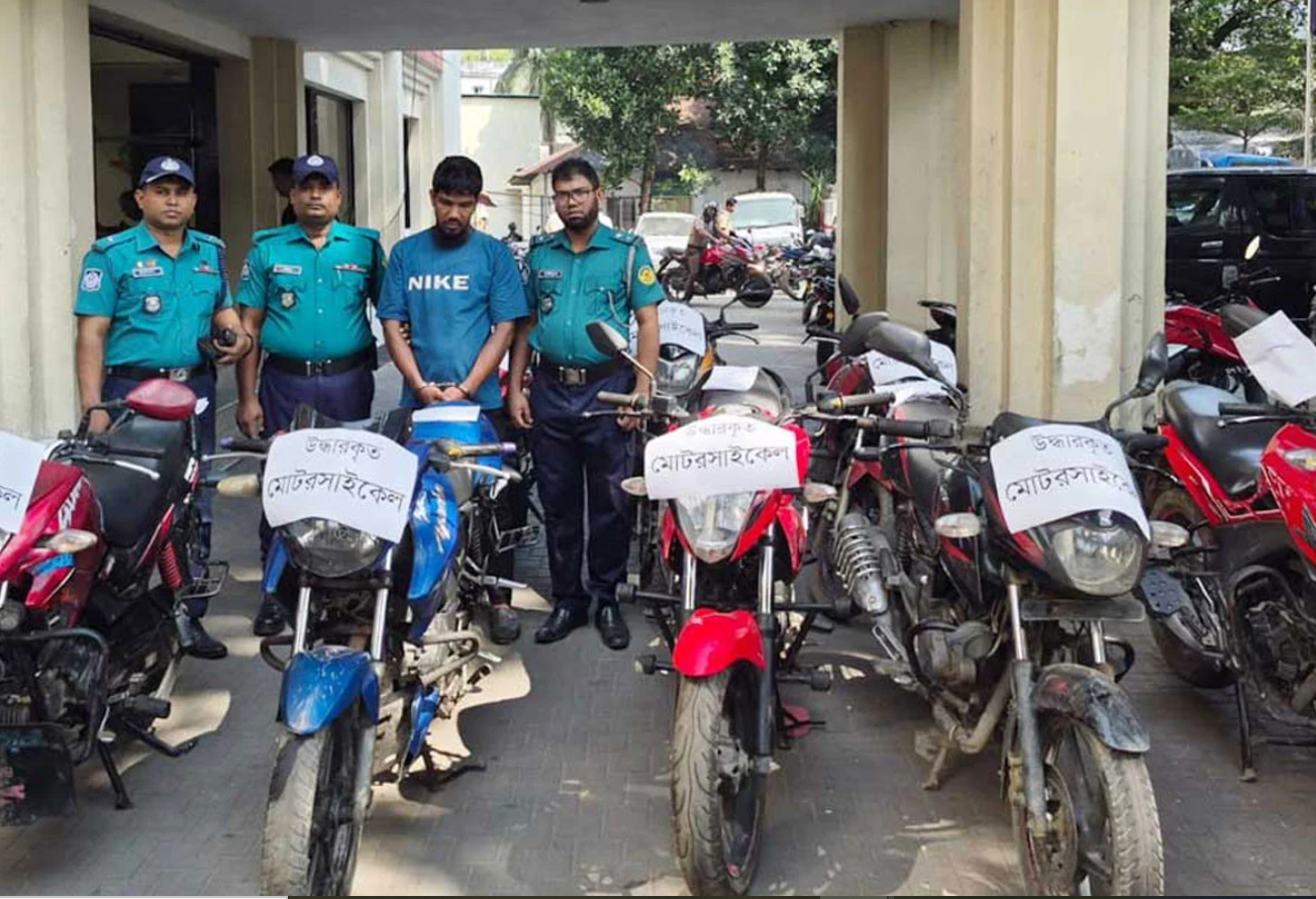 চট্টগ্রাম থেকে চুরি হওয়া ১৪ মোটরসাইকেল উদ্ধার, গ্রেপ্তার ৬