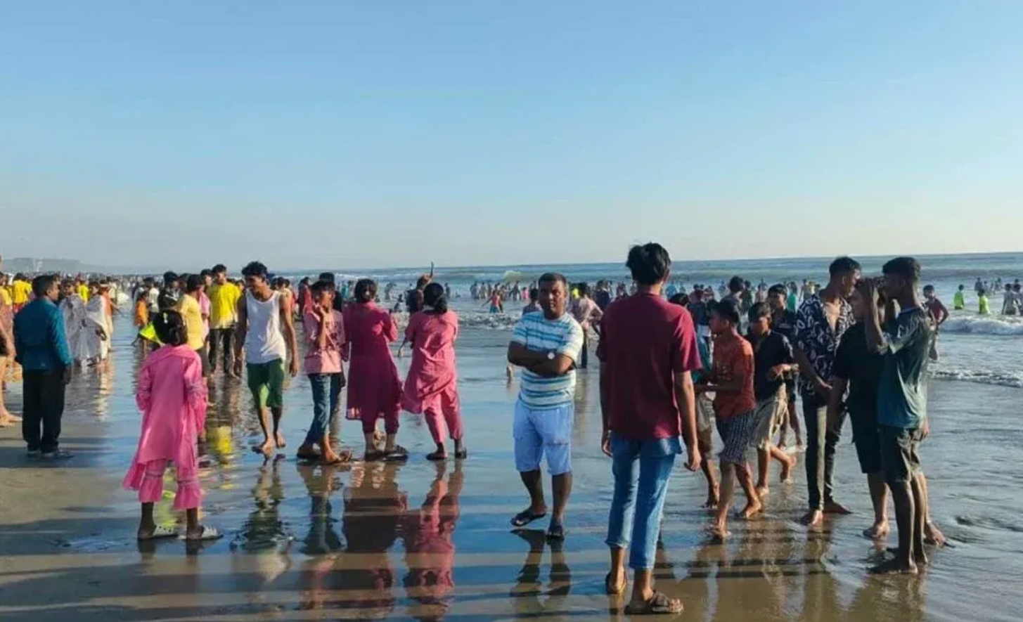 হিমছড়ি সৈকতে নেমে নিখোঁজ আরও ১ জনের লাশ উদ্ধার