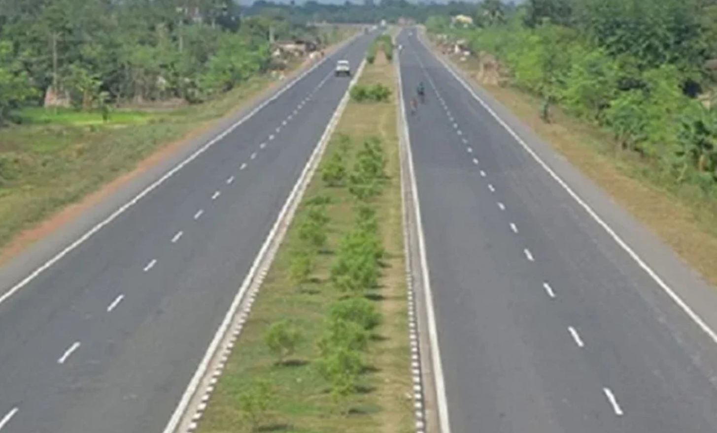 আজ জাতীয় নিরাপদ সড়ক দিবস