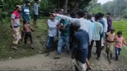 বিলে মাছ ধরতে গিয়ে বজ্রপাতে প্রাণ গেল ৬ জনের